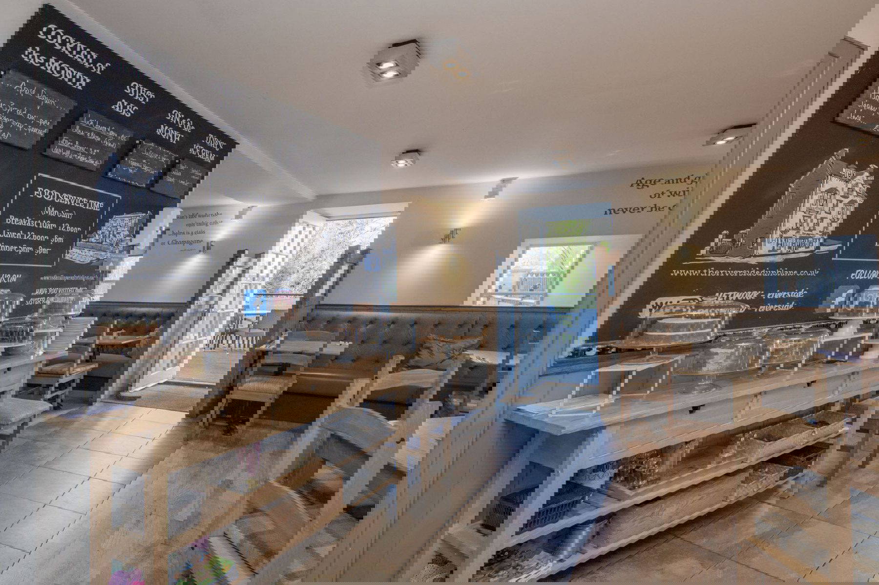 The Riverside pub kitchen coffee house Dunblane